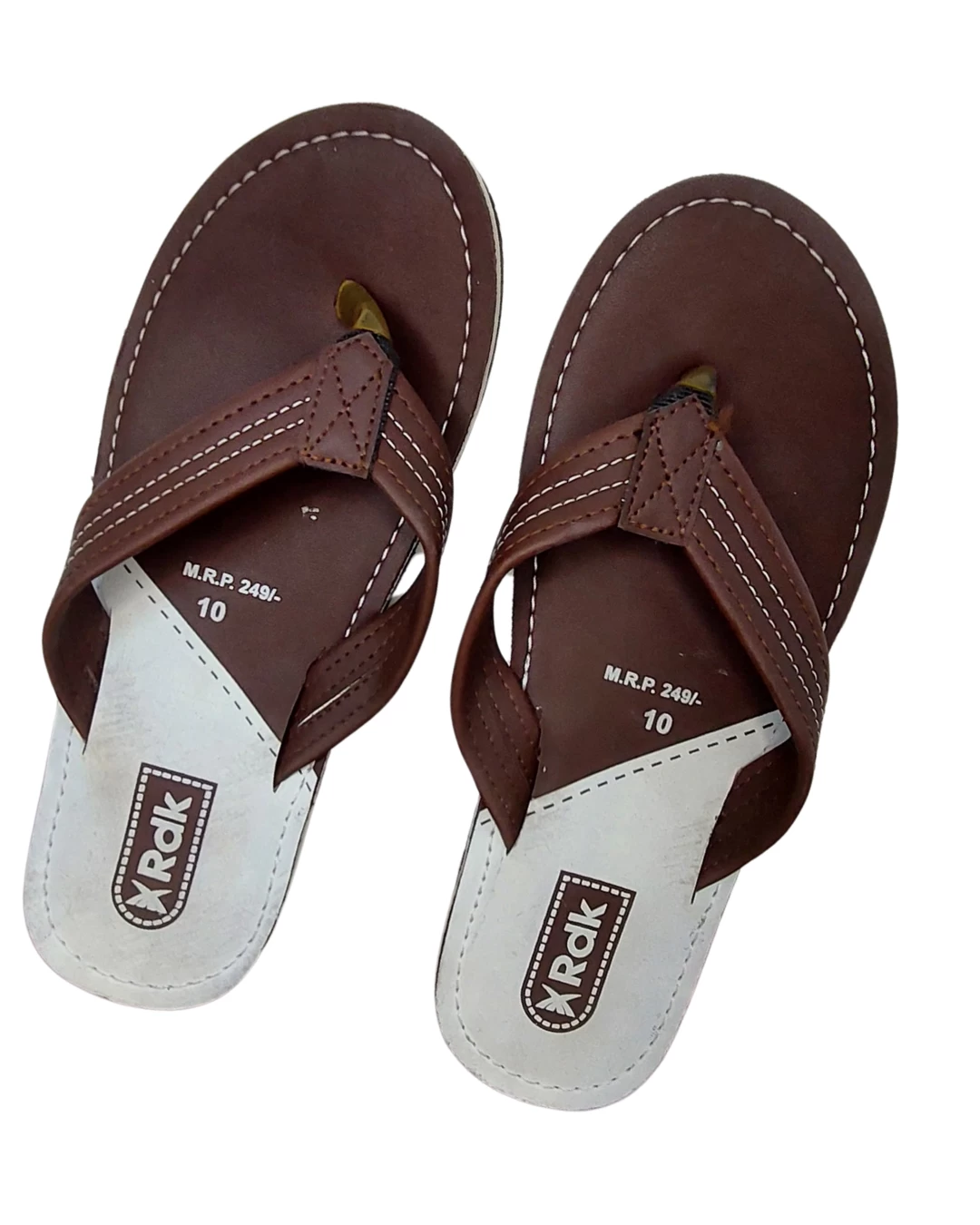 Trendy casual slipper -